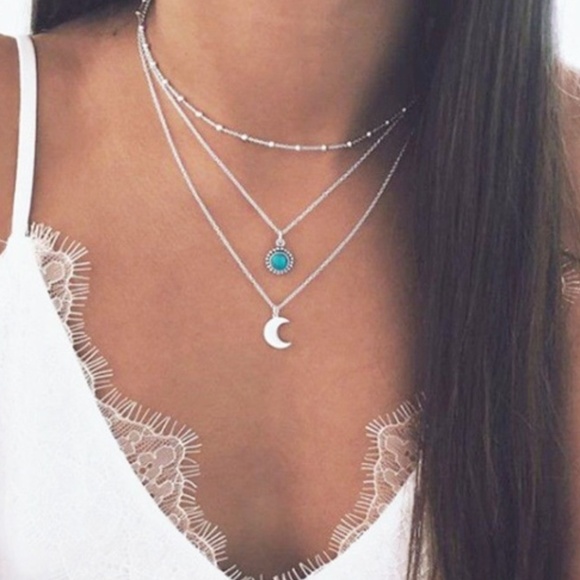 Jewelry - Moon Pendant Silver Moon Turquoise Layer Necklace